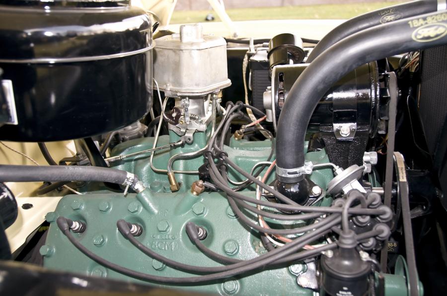  Mercury Convertible 1951 года  (фото 5 из 34)